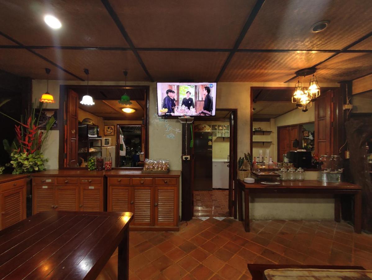 Baansuan Lychee Maeklong Resort Ampawa アムパワー エクステリア 写真