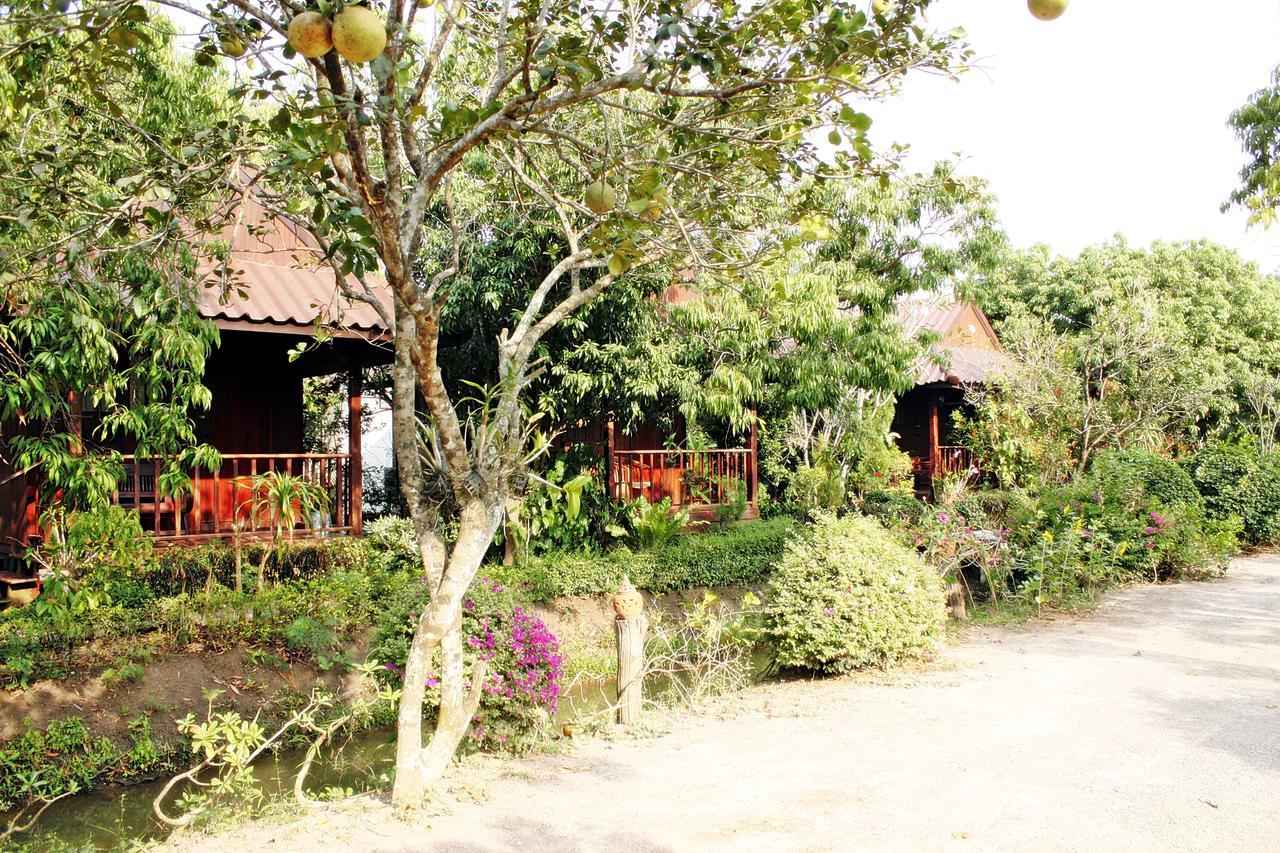 Baansuan Lychee Maeklong Resort Ampawa アムパワー エクステリア 写真